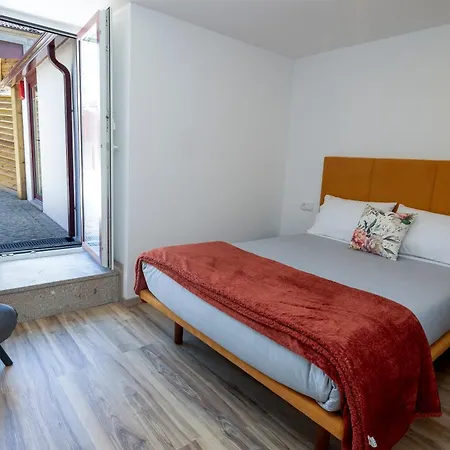 Cruzeiros Guest House, Piscina, Jacuzi, Grupos דירה *