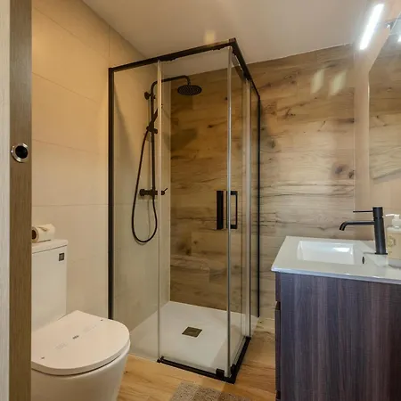 Cruzeiros Guest House, Piscina, Jacuzi, Grupos Appartement