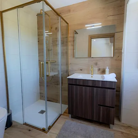 Cruzeiros Guest House, Piscina, Jacuzi, Grupos דירה Tangil