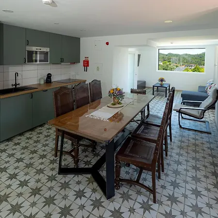 דירה Cruzeiros Guest House, Piscina, Jacuzi, Grupos *