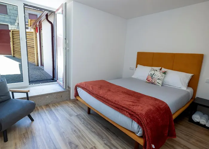 Cruzeiros Guest House, Piscina, Jacuzi, Grupos 公寓 *