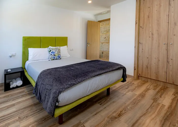 公寓 Cruzeiros Guest House, Piscina, Jacuzi, Grupos Tangil