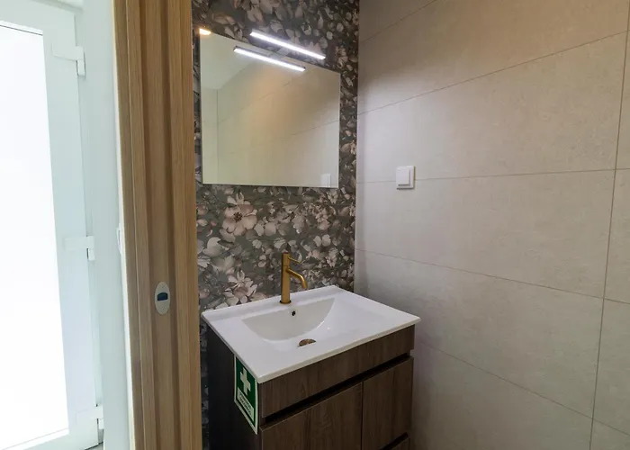 Cruzeiros Guest House, Piscina, Jacuzi, Grupos Apartment *