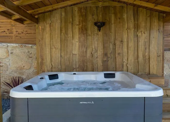 Cruzeiros Guest House, Piscina, Jacuzi, Grupos 公寓 *